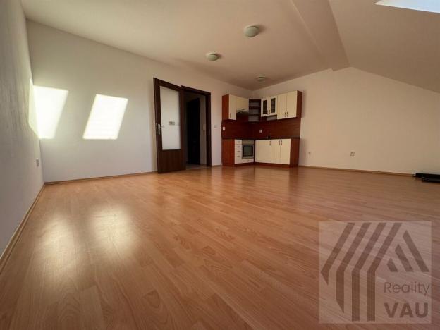 Pronájem bytu 1+kk, Chrudim, 37 m2