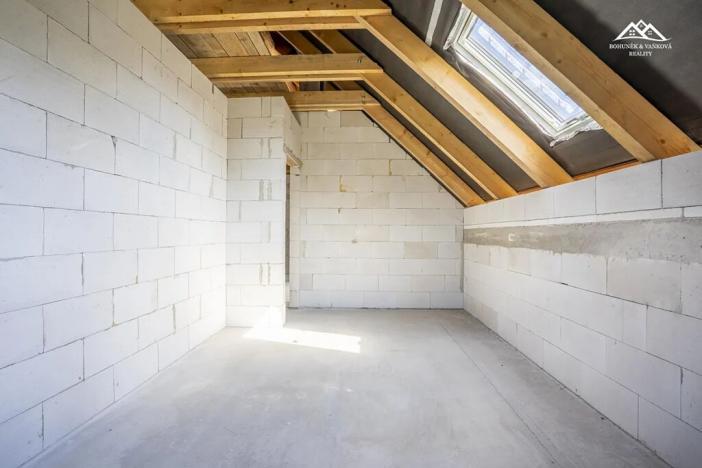 Prodej rodinného domu, Okrouhlice, 162 m2