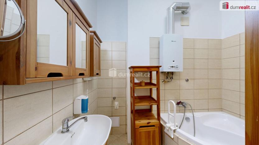 Pronájem bytu 2+1, Opava - Předměstí, Nákladní, 70 m2