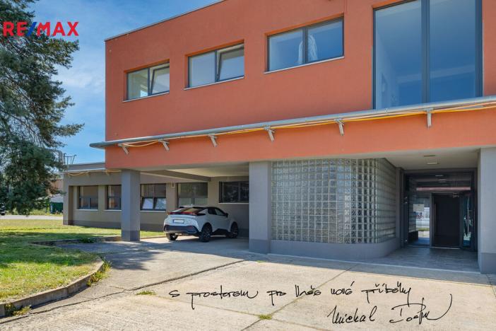Pronájem kanceláře, Otrokovice, 312 m2