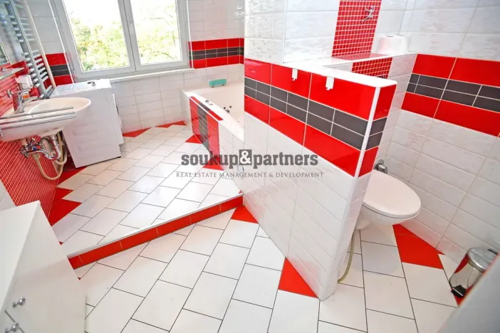 Prodej bytu 3+1, Praha - Záběhlice, Bělčická, 76 m2