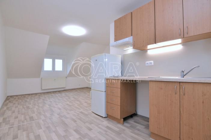 Pronájem bytu 2+kk, Praha - Michle, Hanusova, 46 m2