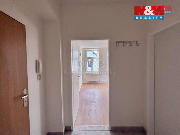 Pronájem bytu 1+kk, Zákupy, Nádražní, 31 m2