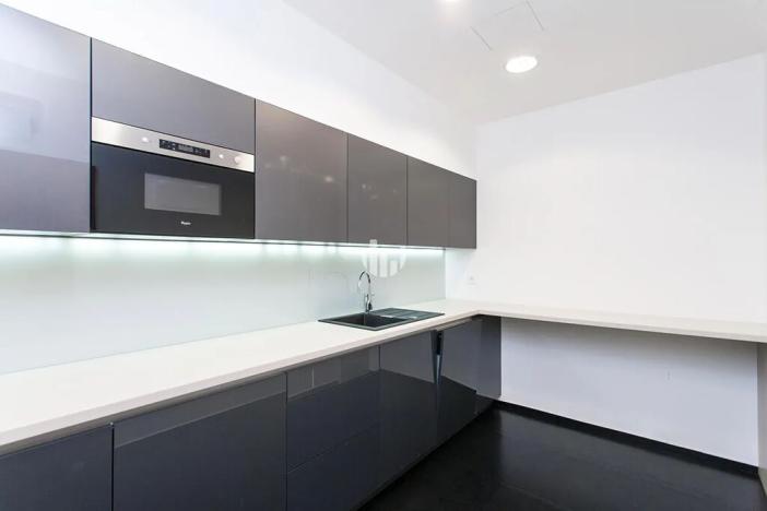 Pronájem kanceláře, Praha - Nové Město, Na příkopě, 188 m2