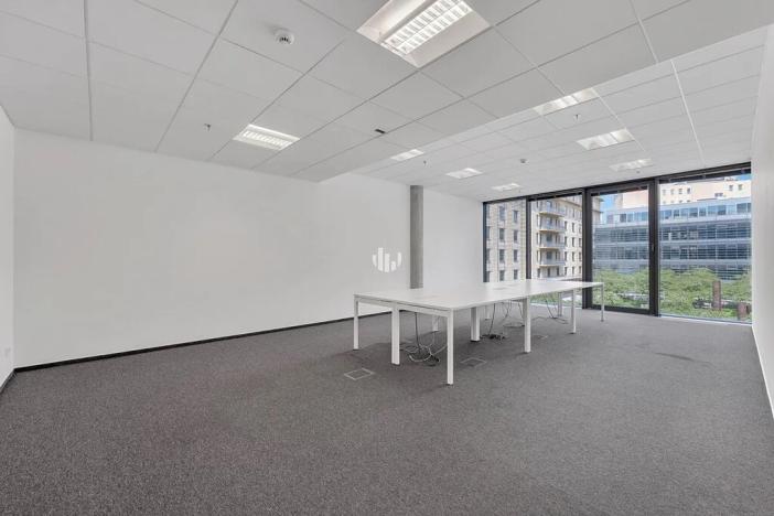 Pronájem kanceláře, Praha - Holešovice, Jankovcova, 330 m2