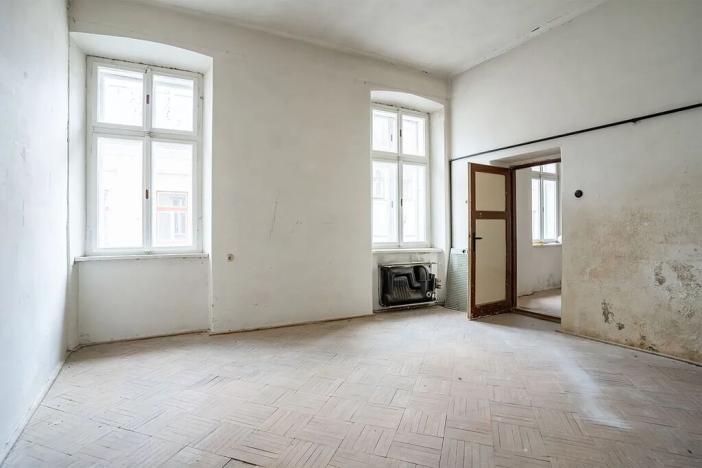 Prodej komerční nemovitosti, Hostinné, Poštovní, 438 m2