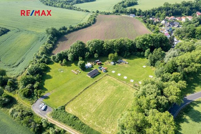 Prodej komerční nemovitosti, Chrášťany, 10917 m2