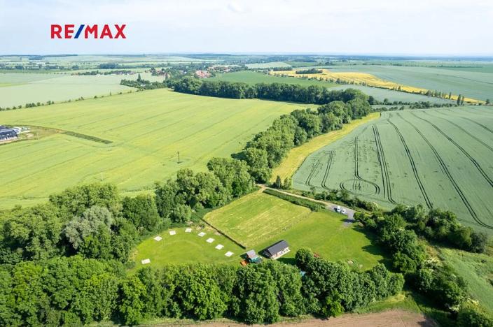 Prodej komerční nemovitosti, Chrášťany, 10917 m2