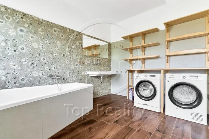 Prodej rodinného domu, Březová, 199 m2