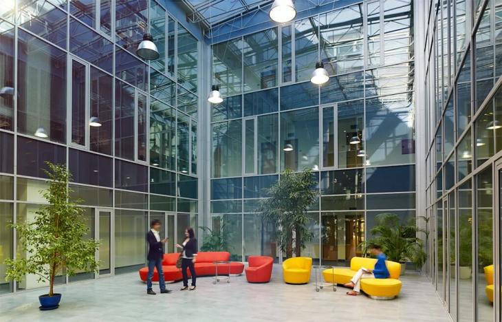 Pronájem kanceláře, Praha - Karlín, Thámova, 281 m2