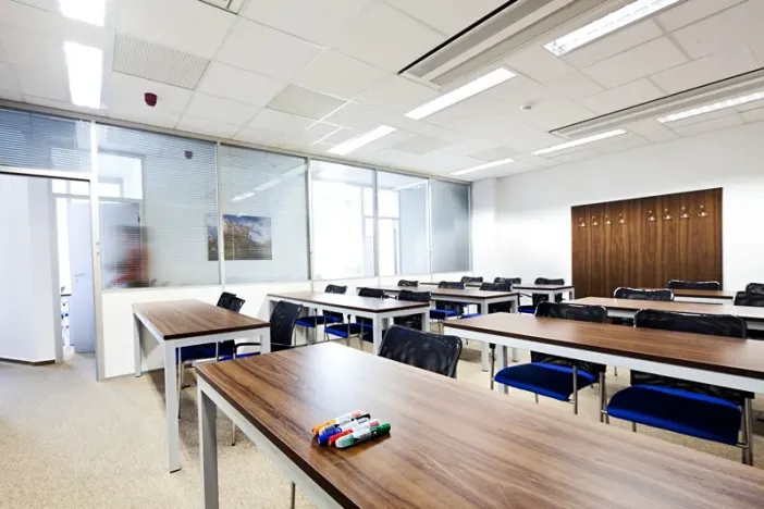 Pronájem kanceláře, Ústí nad Labem, Špitálské náměstí, 590 m2