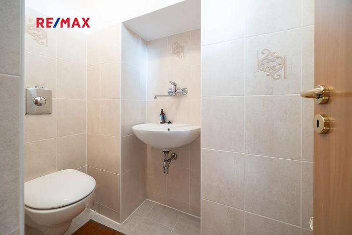 Pronájem rodinného domu, Praha - Lipany, Do potoků, 145 m2