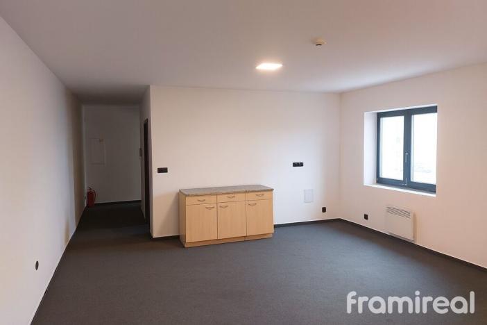 Pronájem bytu 1+kk, Brno - Komárov, Svatopetrská, 71 m2