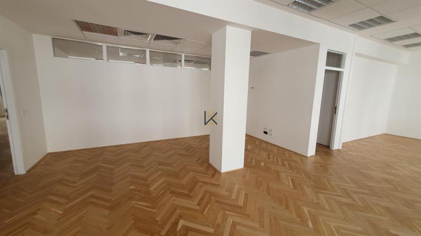 Pronájem kanceláře, Praha, Na příkopě, 194 m2