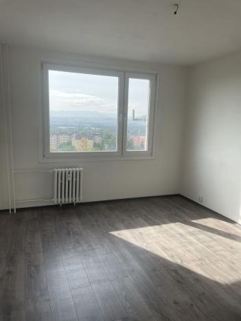 Prodej bytu 2+1, Krupka - Maršov, Karla Čapka, 61 m2