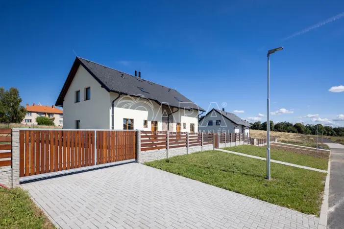 Prodej rodinného domu, Benešov, 107 m2