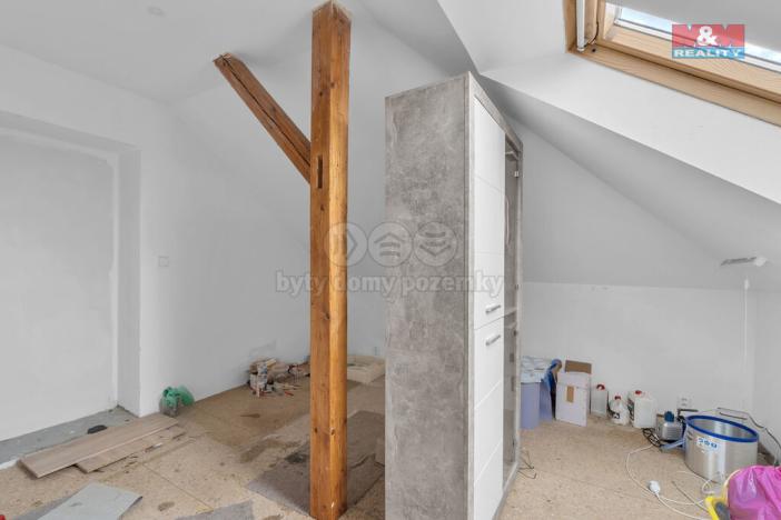 Prodej rodinného domu, Boseň, 180 m2