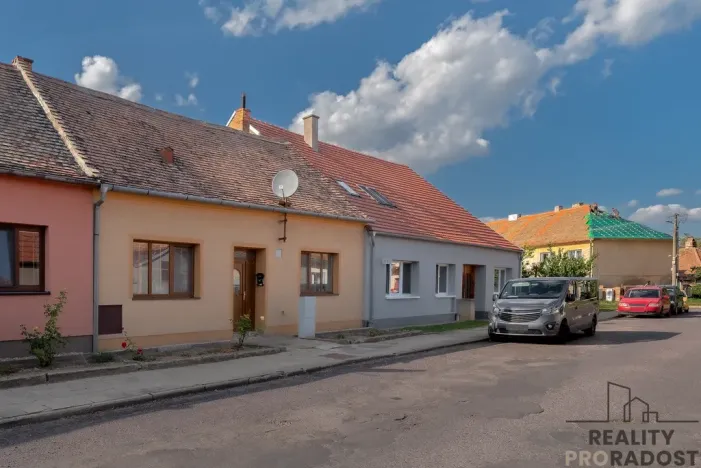 Prodej rodinného domu, Jaroslavice, Sadová, 76 m2