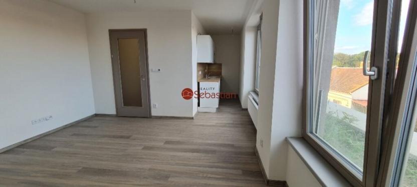 Pronájem bytu 1+kk, Kolín, 5. května, 33 m2