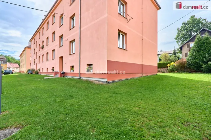 Prodej bytu 2+kk, Dalovice, Májová, 55 m2