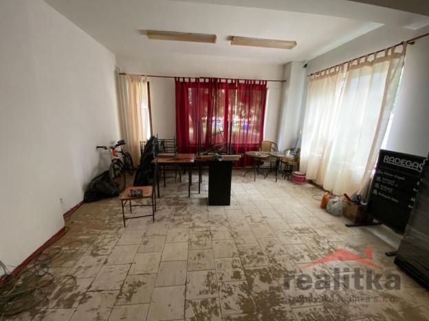 Pronájem obchodního prostoru, Opava - Kateřinky, Holasická, 35 m2