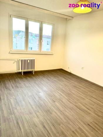 Pronájem bytu 2+1, Kadaň, Budovatelů, 53 m2