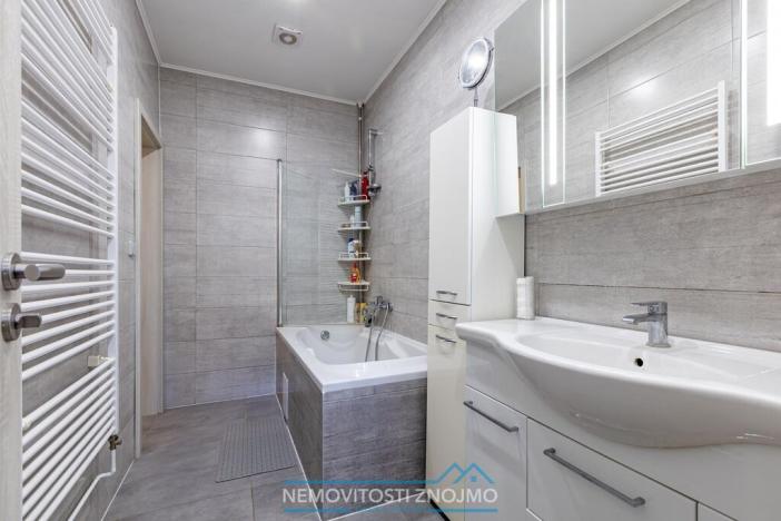 Prodej bytu 4+1, Pohořelice, 88 m2