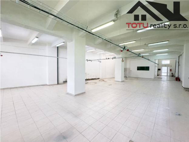 Pronájem obchodního prostoru, Jaroměř, Husova, 200 m2