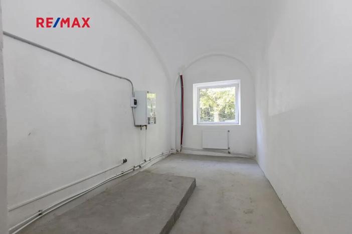 Prodej obchodního prostoru, Zbiroh, Líšenská, 700 m2