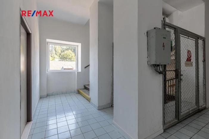 Prodej obchodního prostoru, Zbiroh, Líšenská, 700 m2