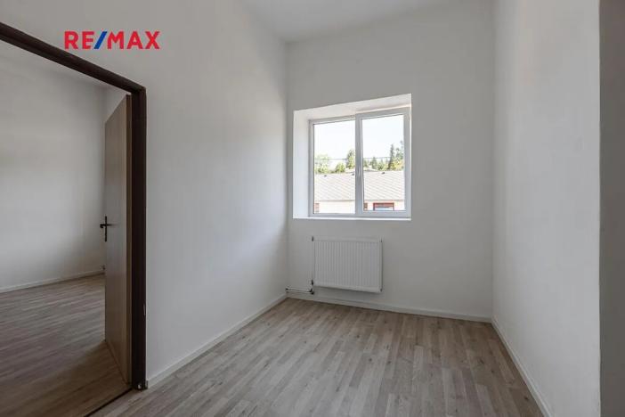 Prodej obchodního prostoru, Zbiroh, Líšenská, 700 m2