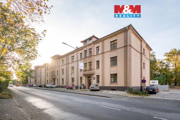 Prodej atypického bytu, Slaný, Ouvalova, 37 m2