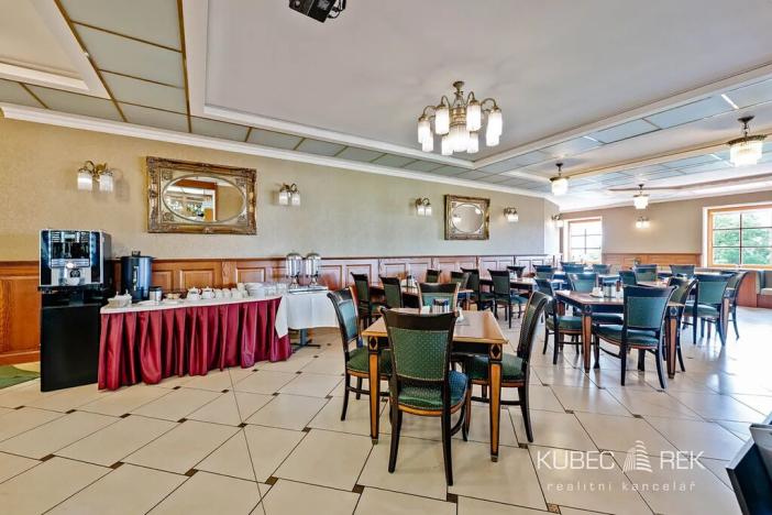 Prodej ubytování, Chotoviny, Táborská, 2200 m2