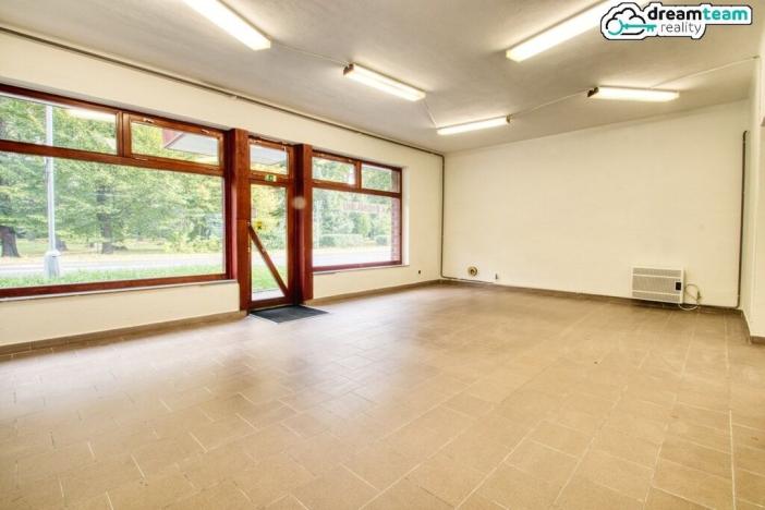 Pronájem obchodního prostoru, Rožnov pod Radhoštěm, Pionýrská, 69 m2