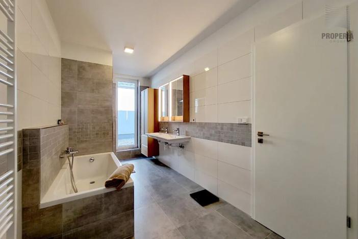 Prodej rodinného domu, Syrovice, 185 m2