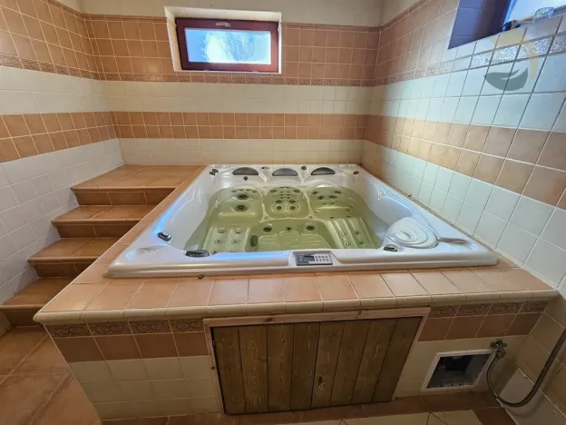 Prodej bytu 3+kk, Srní, 96 m2