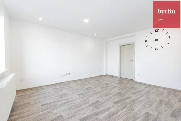 Prodej bytu 2+kk, Opava, náměstí Osvoboditelů, 47 m2