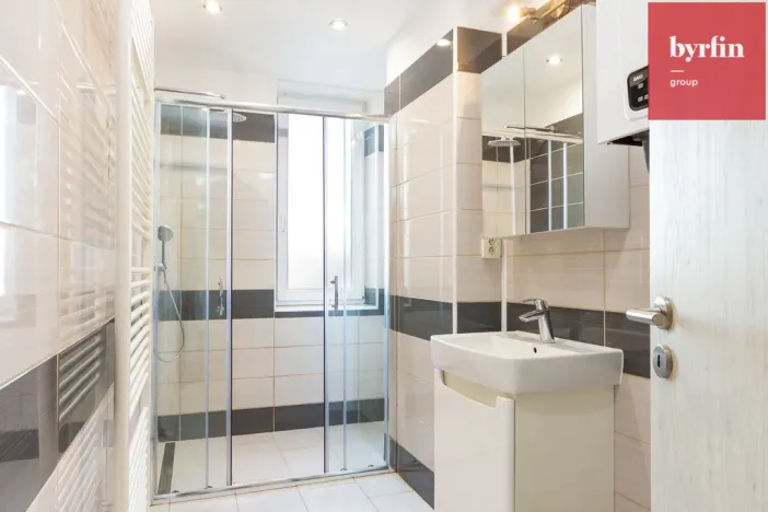 Prodej bytu 2+kk, Opava, náměstí Osvoboditelů, 47 m2