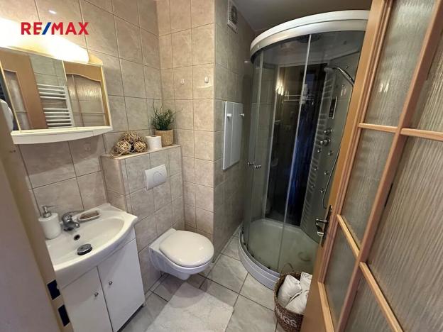 Prodej bytu 1+1, Bystřany, Pražská, 35 m2