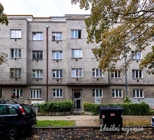 Pronájem bytu 1+kk, Praha - Žižkov, Biskupcova, 27 m2