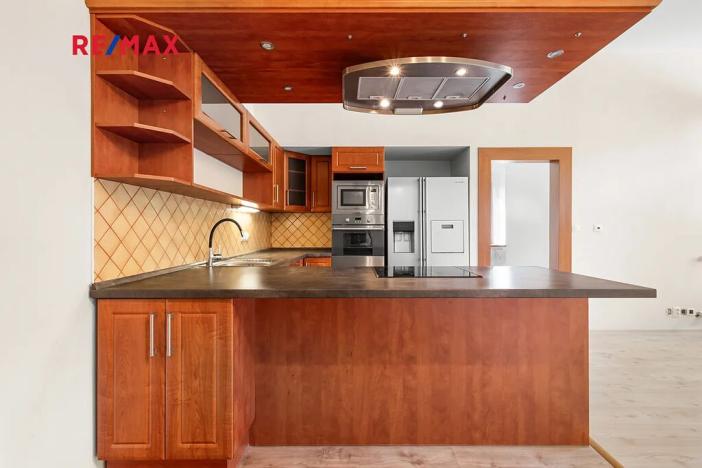 Pronájem bytu 3+kk, Plzeň, Na Roudné, 90 m2