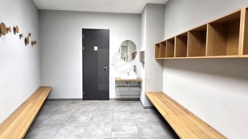 Pronájem bytu 2+kk, Praha - Smíchov, Kobrova, 75 m2