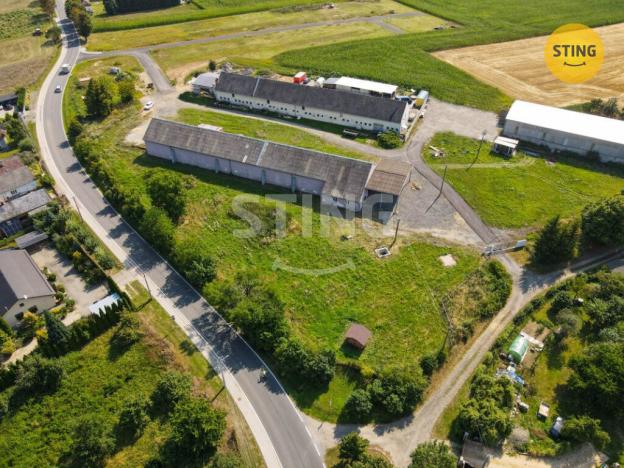 Prodej komerčního pozemku, Stavenice, 4445 m2