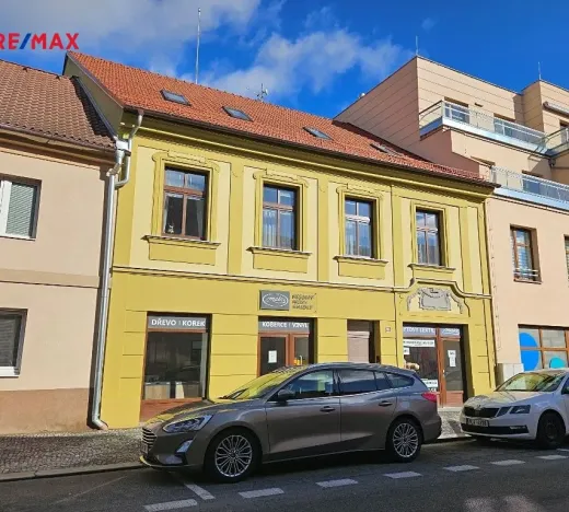 Pronájem obchodního prostoru, Slaný, Třebízského, 140 m2