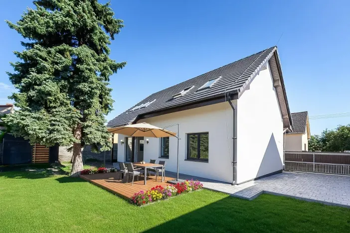 Prodej rodinného domu, Veleň, Na růžku, 130 m2