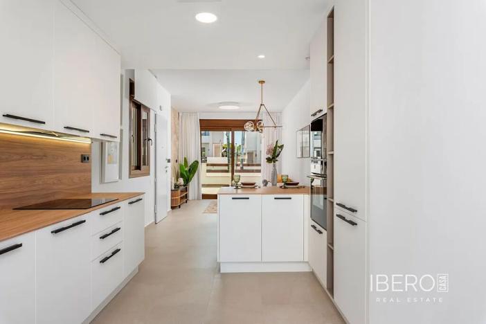 Prodej bytu 3+kk, Torrevieja, Španělsko, 62 m2