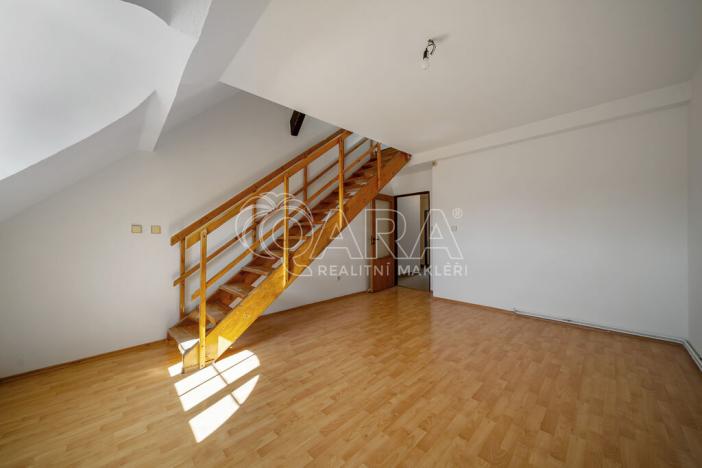 Prodej bytu 3+1, Praha - Bubeneč, Na výšinách, 77 m2