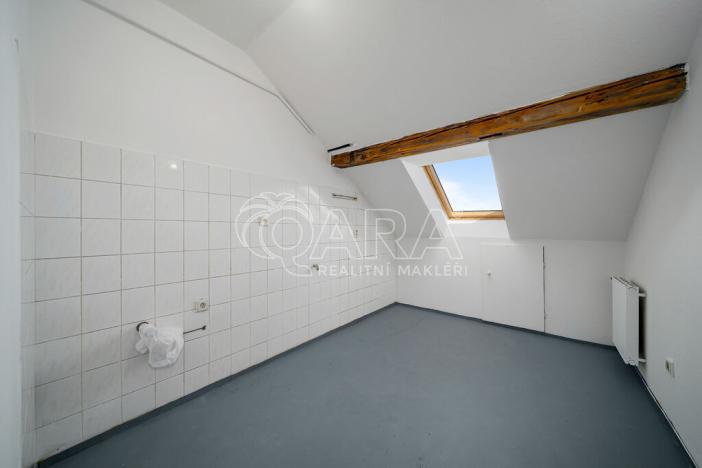 Prodej bytu 3+1, Praha - Bubeneč, Na výšinách, 77 m2