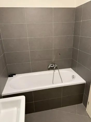 Prodej bytu 4+kk, Praha - Holešovice, Pplk. Sochora, 98 m2