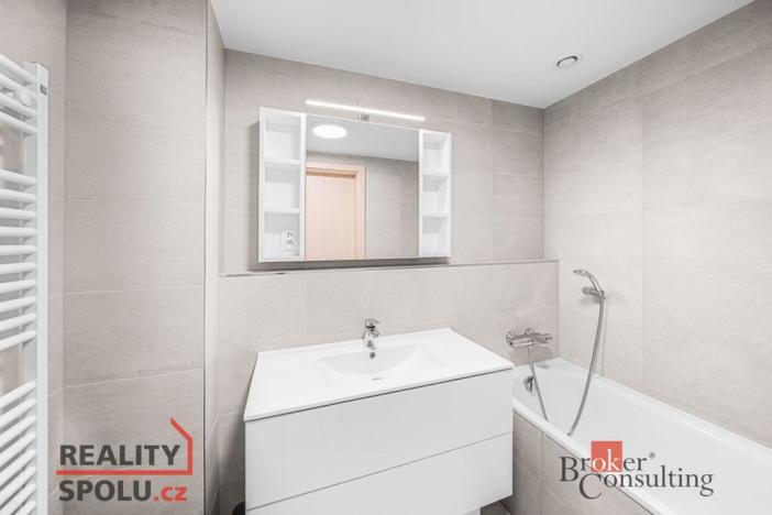 Prodej bytu 4+kk, Praha - Modřany, Vrátnická, 104 m2